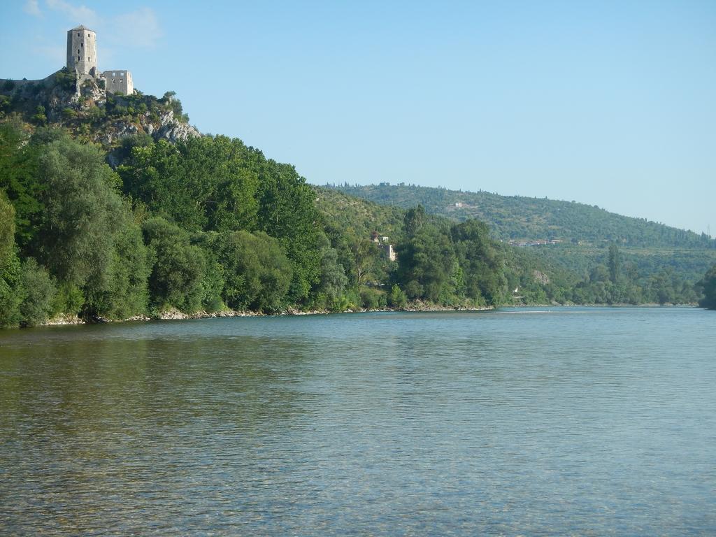 Riverside Guesthouse Pocitelj Экстерьер фото