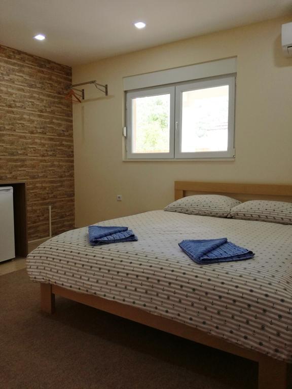 Riverside Guesthouse Pocitelj Экстерьер фото
